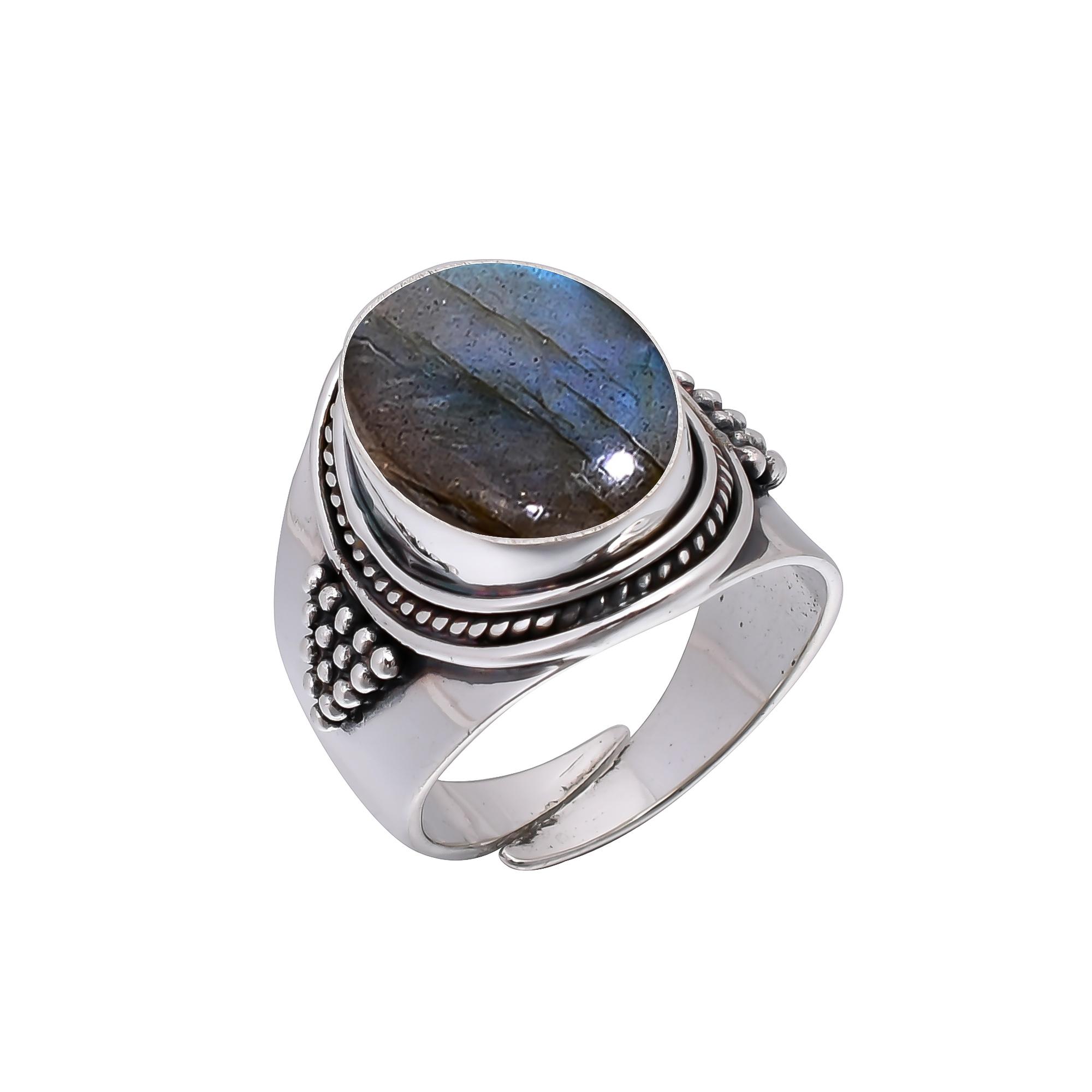 Labradorite - Madagascar 925 Sterling Silver Ring V5606, Blue Ring, Oval Ring, Valentin s Day Gift, Gift For Her, Birthday Gift, Handmade Jewelry, Sil
Labradorite - Madagascar 925 Sterling Silver Ring V5606, Blue Ring, Oval Ring, Valentin s Day Gift, Gift For Her, Birthday Gift, Handmade Jewelry, Sil