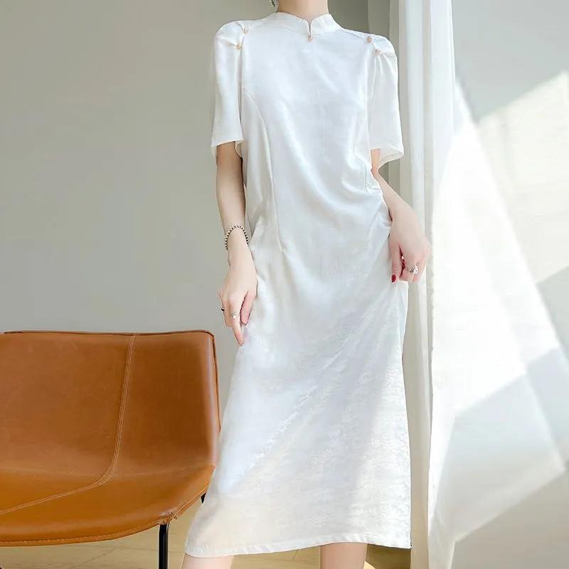 Womens White Stand Collar Short Sleeve Blouse M белый
Womens White Stand Collar Short Sleeve Blouse M белый