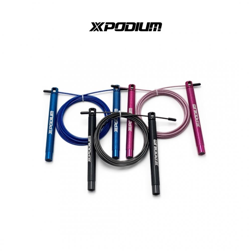 Тренировка по кроссфиту на подиуме Exodium на проволочной скакалке
Тренировка по кроссфиту на подиуме Exodium на проволочной скакалке