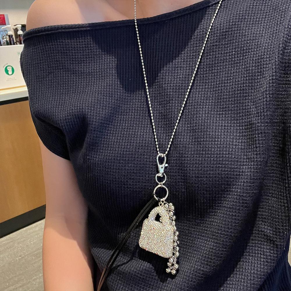 Cute Fashion Sweater Chain Long Tassel Pendant Necklace Unique Small Bag Long Necklace for Women чорний
Cute Fashion Sweater Chain Long Tassel Pendant Necklace Unique Small Bag Long Necklace for Women чорний