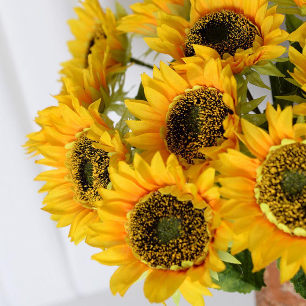 6pcs Sunflower Artificial Flowers Bouquet Realistic Silk Flower for Home Flower Arrangement Wedding Party Cafe Store Party Decor жёлтый
6pcs Sunflower Artificial Flowers Bouquet Realistic Silk Flower for Home Flower Arrangement Wedding Party Cafe Store Party Decor жёлтый