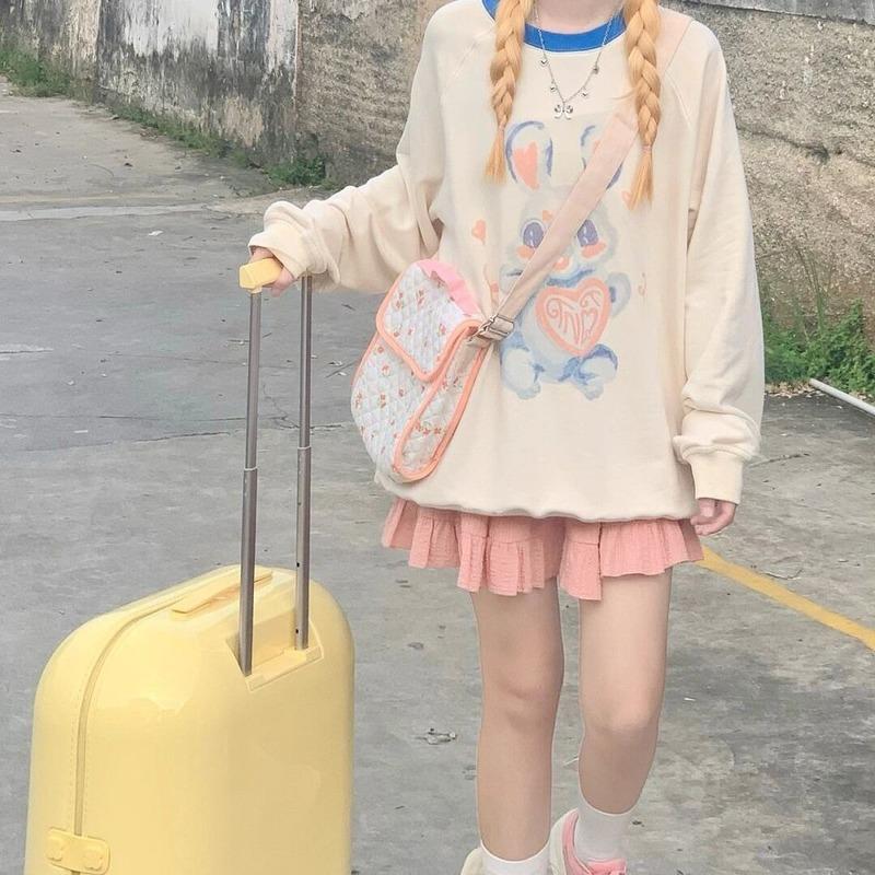 Осенний свитшот с принтом кролика Kawaii, мягкая японская уличная одежда для девочек, повседневные толстовки с круглым вырезом, топы с круглым вырезом, милая одежда для школьников
Осенний свитшот с принтом кролика Kawaii, мягкая японская уличная одежда для девочек, повседневные толстовки с круглым вырезом, топы с круглым вырезом, милая одежда для школьников