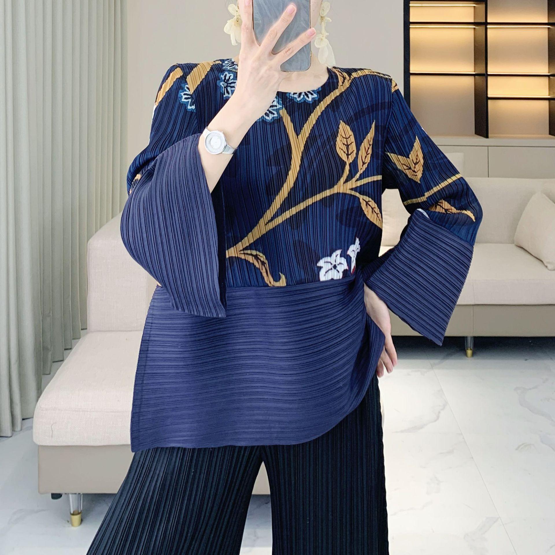 Spring/Summer 2025 Miyake-Style Pleated Top: Women s Casual, Comfortable Flared Sleeve T-Shirt One Size (90-150 Jin) темно-фиолетового
Spring/Summer 2025 Miyake-Style Pleated Top: Women s Casual, Comfortable Flared Sleeve T-Shirt One Size (90-150 Jin) темно-фиолетового