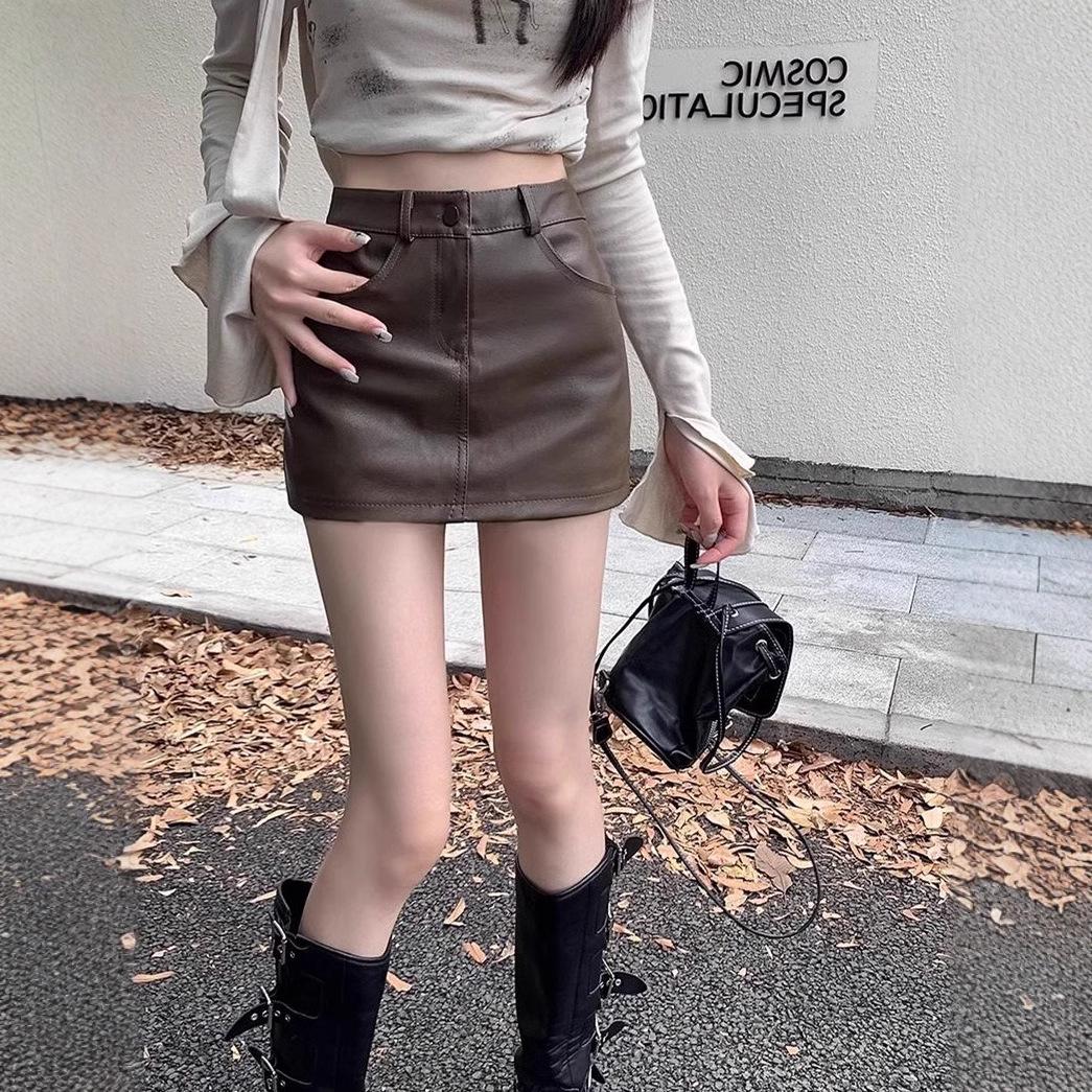 Women s Khaki Retro PU Leather Mini Skirt - 2024 High Waist A-line Bodycon for Autumn/Winter 2XL (131-147 lbs)
Women s Khaki Retro PU Leather Mini Skirt - 2024 High Waist A-line Bodycon for Autumn/Winter 2XL (131-147 lbs)