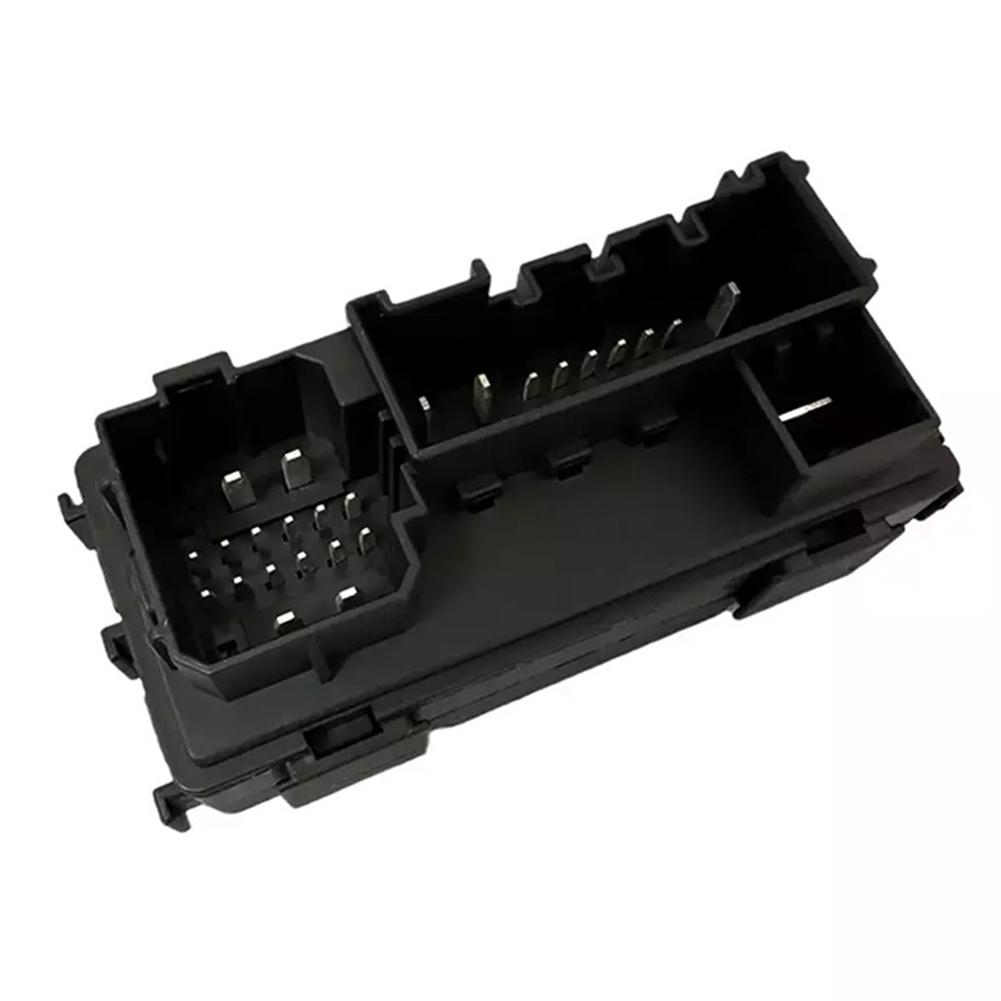Engine Fuse Box Relay Module 91951-2W000 919512W000 For Hyundai For Santa For Fe 2015-2018 Interior Decoration China Mainland
Engine Fuse Box Relay Module 91951-2W000 919512W000 For Hyundai For Santa For Fe 2015-2018 Interior Decoration China Mainland