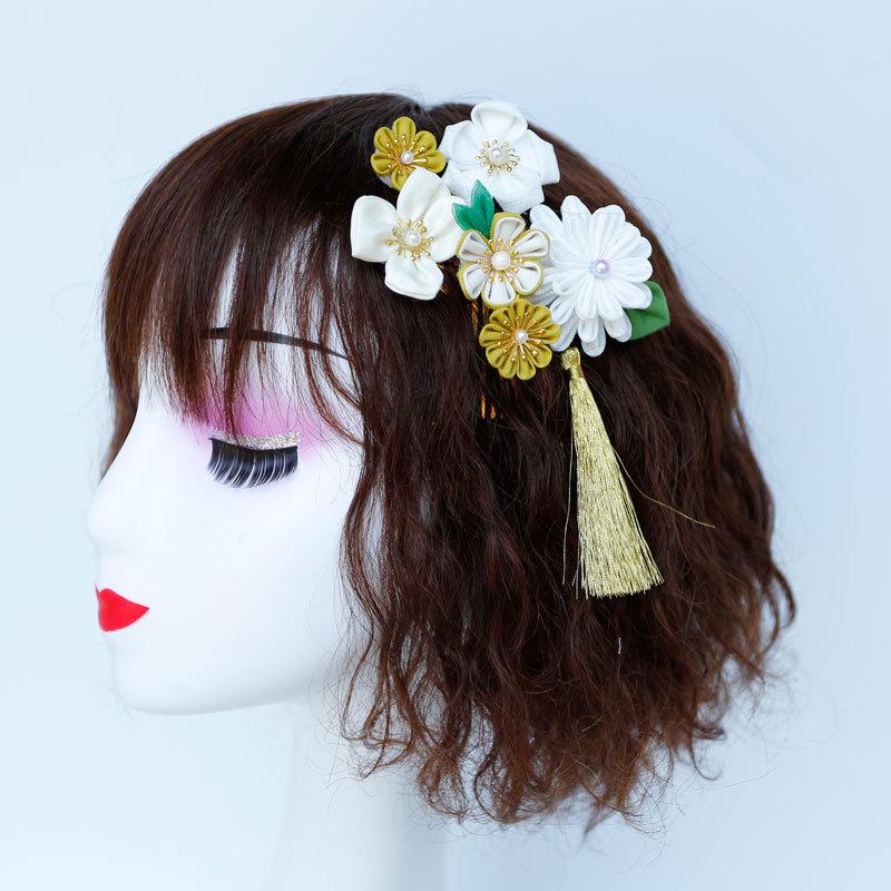 Handmade Tsumami Zaiku Flower Hair Clip Set – Japanese Wafu Kimono Accessories Mori Girl Style XT0005 грязно-белый
Handmade Tsumami Zaiku Flower Hair Clip Set – Japanese Wafu Kimono Accessories Mori Girl Style XT0005 грязно-белый