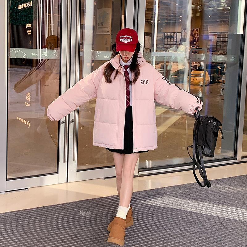 Down Cotton-padded Jacket Women s Winter Clothes New Contrast Plaid Three-bar Lovers Cotton-padded Jacket 2XL
Down Cotton-padded Jacket Women s Winter Clothes New Contrast Plaid Three-bar Lovers Cotton-padded Jacket 2XL