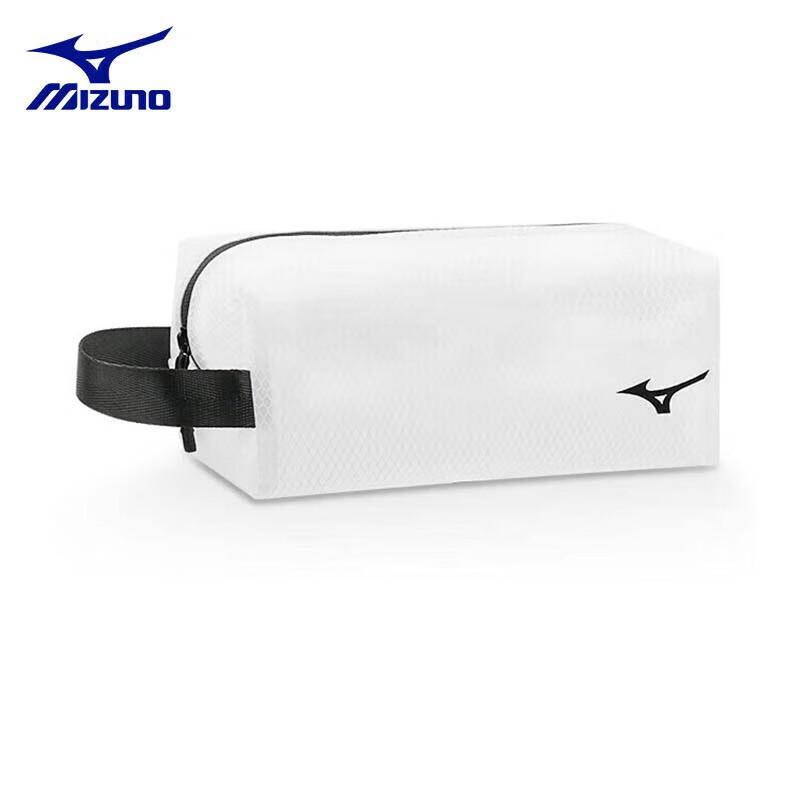 Сумка Mizuno для плавання та спорту з розділенням на сухе/мокре
Сумка Mizuno для плавання та спорту з розділенням на сухе/мокре