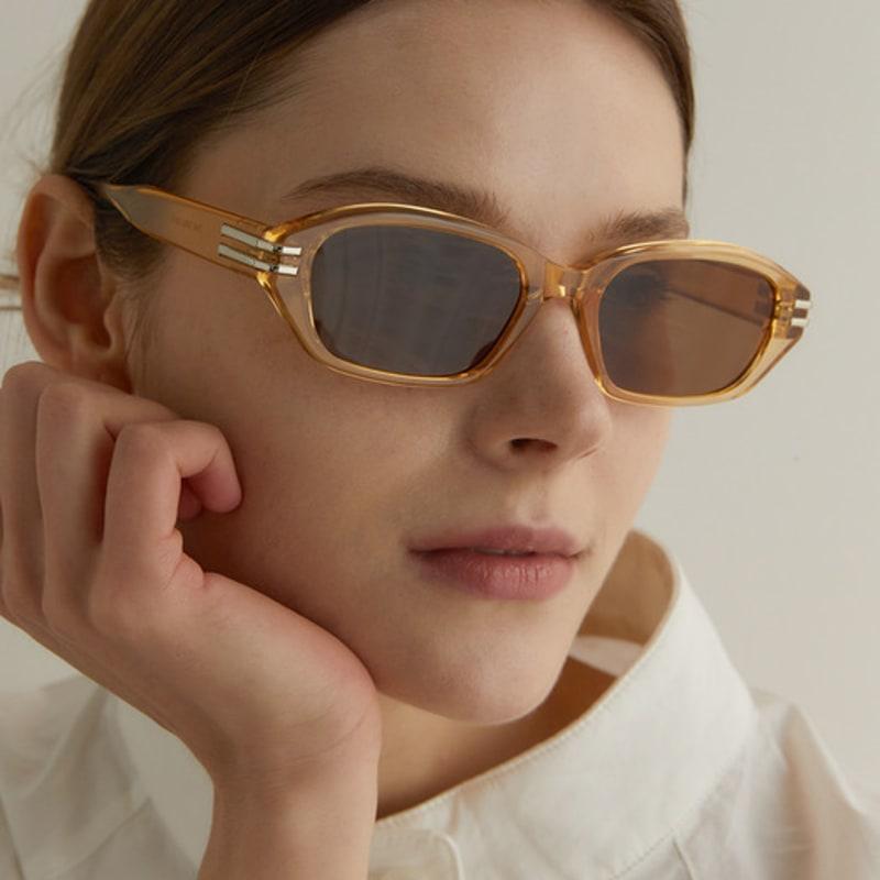 One Brilliant Anais-OB356-Crystal Yellow FREE
One Brilliant Anais-OB356-Crystal Yellow FREE