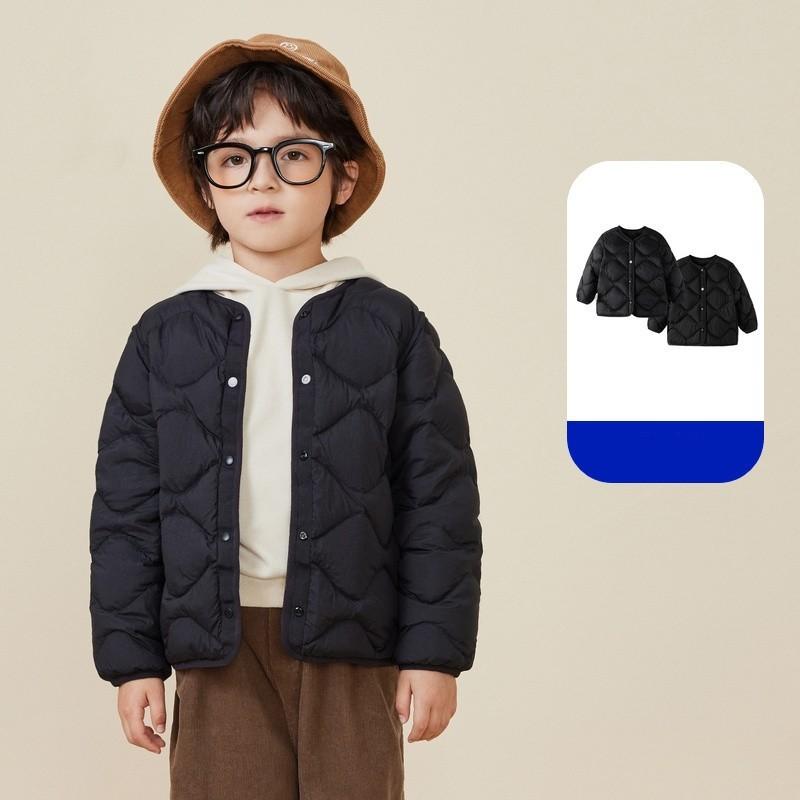 Детская однотонная простая короткая куртка-пуховик на осень и зиму 90
Детская однотонная простая короткая куртка-пуховик на осень и зиму 90