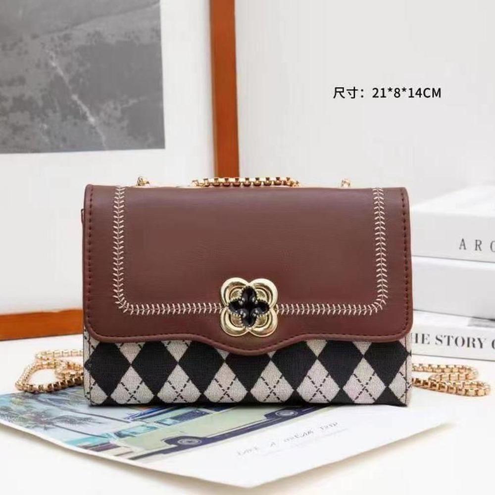 Women s bag messenger bag shoulder bag niche design chain bag 2025 new fashion versatile Korean version texture small square bag
Women s bag messenger bag shoulder bag niche design chain bag 2025 new fashion versatile Korean version texture small square bag