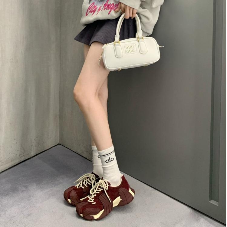 Увеличение роста на 6 см~ Европейские товары взрывной огонь папа-осьминог кроссовки 2025 новые лоскутные на платформе универсальные спортивные туфли женские 40 красный
Увеличение роста на 6 см~ Европейские товары взрывной огонь папа-осьминог кроссовки 2025 новые лоскутные на платформе универсальные спортивные туфли женские 40 красный