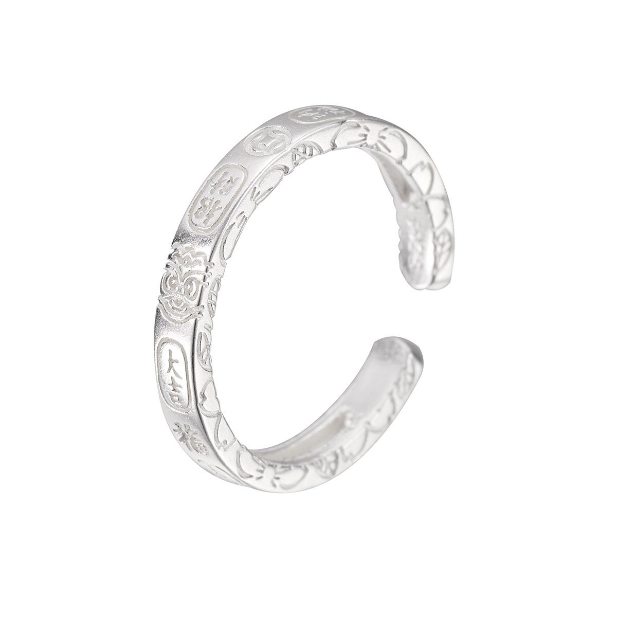 S925 sterling silver auspicious ring for women s retro Chaoshan lion dance to attract wealth Opening adjustable
S925 sterling silver auspicious ring for women s retro Chaoshan lion dance to attract wealth Opening adjustable
