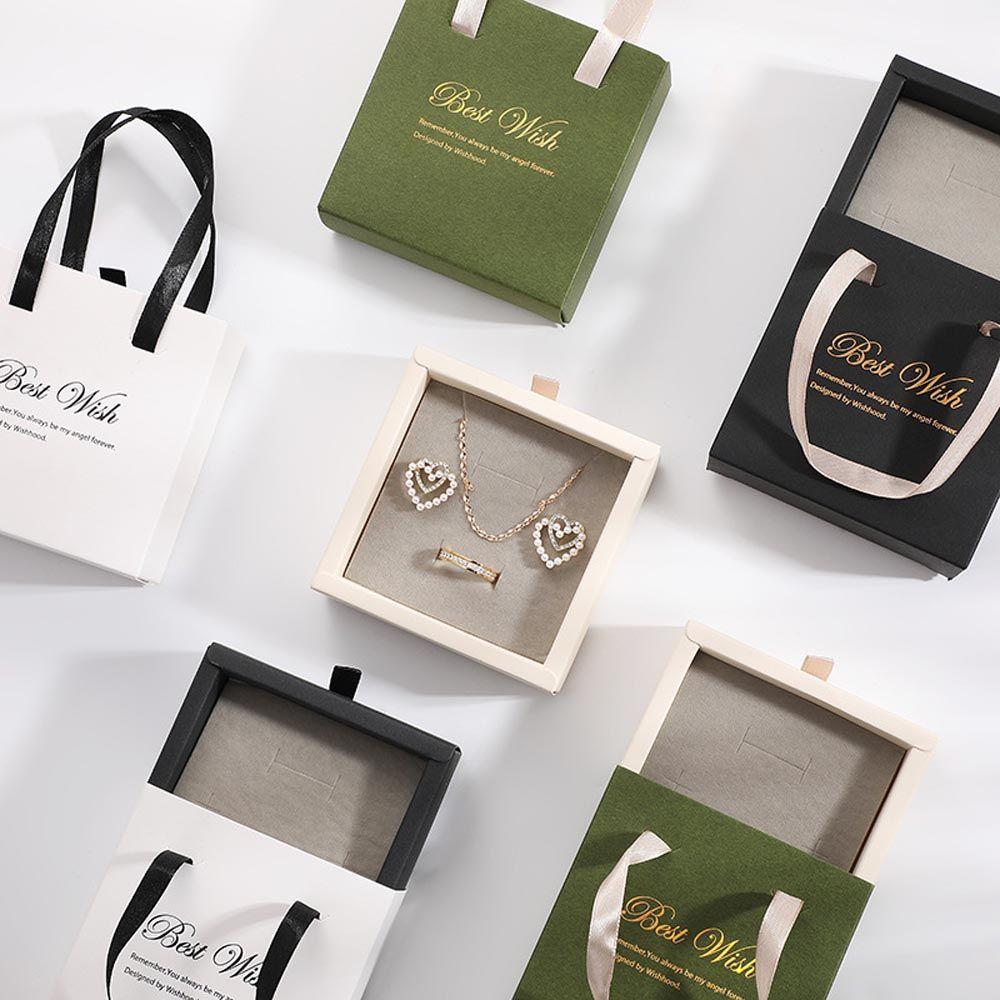 Type Ring Necklace Packaging Boxes Jewelry Display Jewelry Box Earrings Displays Case Gift Handbag зелений
Type Ring Necklace Packaging Boxes Jewelry Display Jewelry Box Earrings Displays Case Gift Handbag зелений