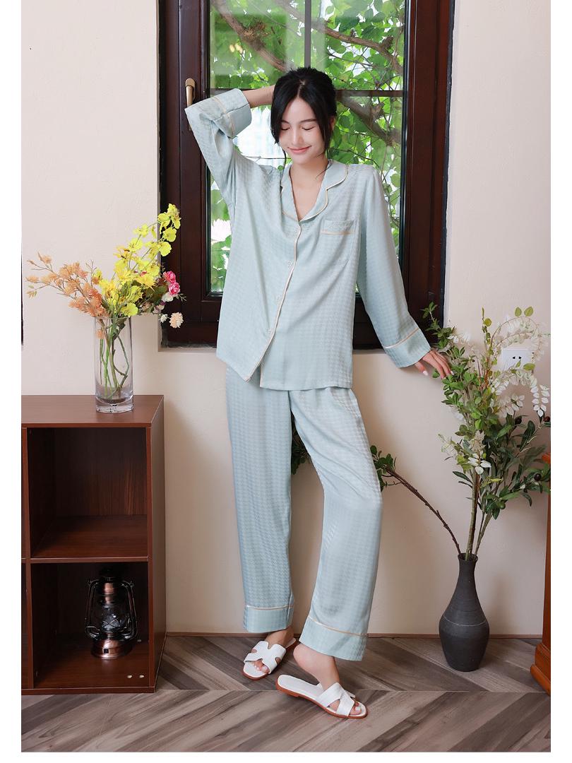 Women s 2026 Ice Silk Houndstooth Pajama Set: Long Sleeve, Two-Piece, Trendy Internet Celebrity Style Home Wear L світло-синій колір
Women s 2026 Ice Silk Houndstooth Pajama Set: Long Sleeve, Two-Piece, Trendy Internet Celebrity Style Home Wear L світло-синій колір