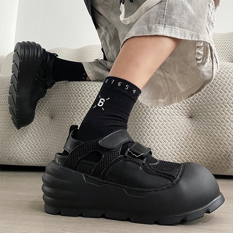 Height increased 7CM toe cap sandals men s new style dark functional style hollow out breathable thick sole dad shoes trendy 43
Height increased 7CM toe cap sandals men s new style dark functional style hollow out breathable thick sole dad shoes trendy 43