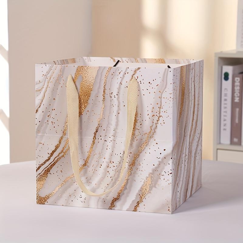 1 Pc,4 Pattern Designs,30*30*30cm,11.81*11.81*11.81 Inch,Tote Paper Bag,Square Bag,Kraft Paper Bag,Clothes Outer Bag,Packaging Bag,Tote Packaging Bag Pack of 1
1 Pc,4 Pattern Designs,30*30*30cm,11.81*11.81*11.81 Inch,Tote Paper Bag,Square Bag,Kraft Paper Bag,Clothes Outer Bag,Packaging Bag,Tote Packaging Bag Pack of 1