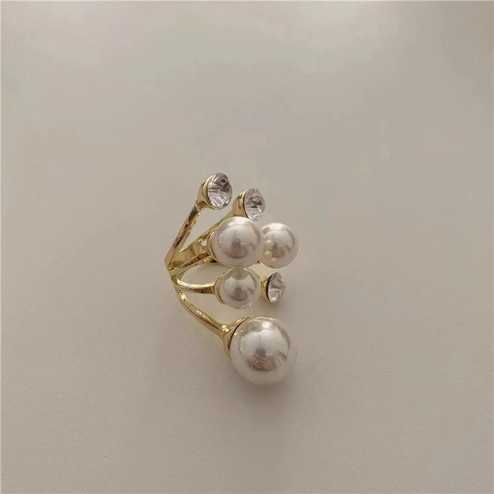 French Simple Multilayer Imitation Pearl Metal Rings For Women Shiny Zircon Crystal Party Wedding Jewelry Accessories Women Gift
French Simple Multilayer Imitation Pearl Metal Rings For Women Shiny Zircon Crystal Party Wedding Jewelry Accessories Women Gift