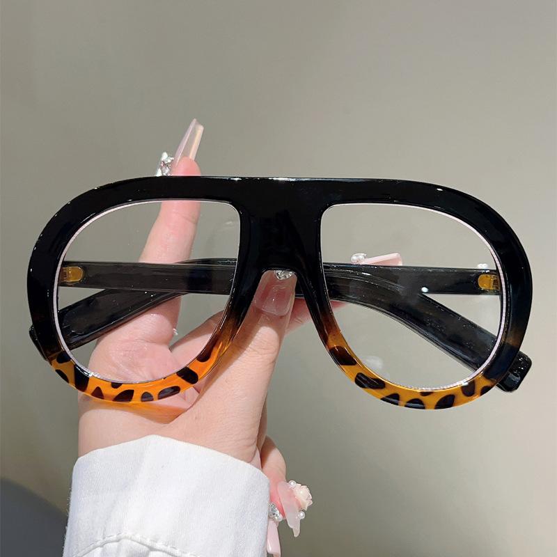 Vintage Oversized Pilot Anti Blue Light Glasses Big Frame Women Luxury Myopia Custom Prescription Eyewear
Vintage Oversized Pilot Anti Blue Light Glasses Big Frame Women Luxury Myopia Custom Prescription Eyewear