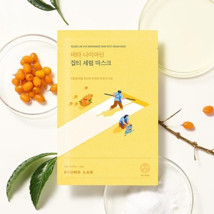 Round Lab Vita Niacinamide Dark Spot Serum Mask 20ml x 10ea, Moisturizing, Korean Cosmetics, Kbeauty, sample
Round Lab Vita Niacinamide Dark Spot Serum Mask 20ml x 10ea, Moisturizing, Korean Cosmetics, Kbeauty, sample