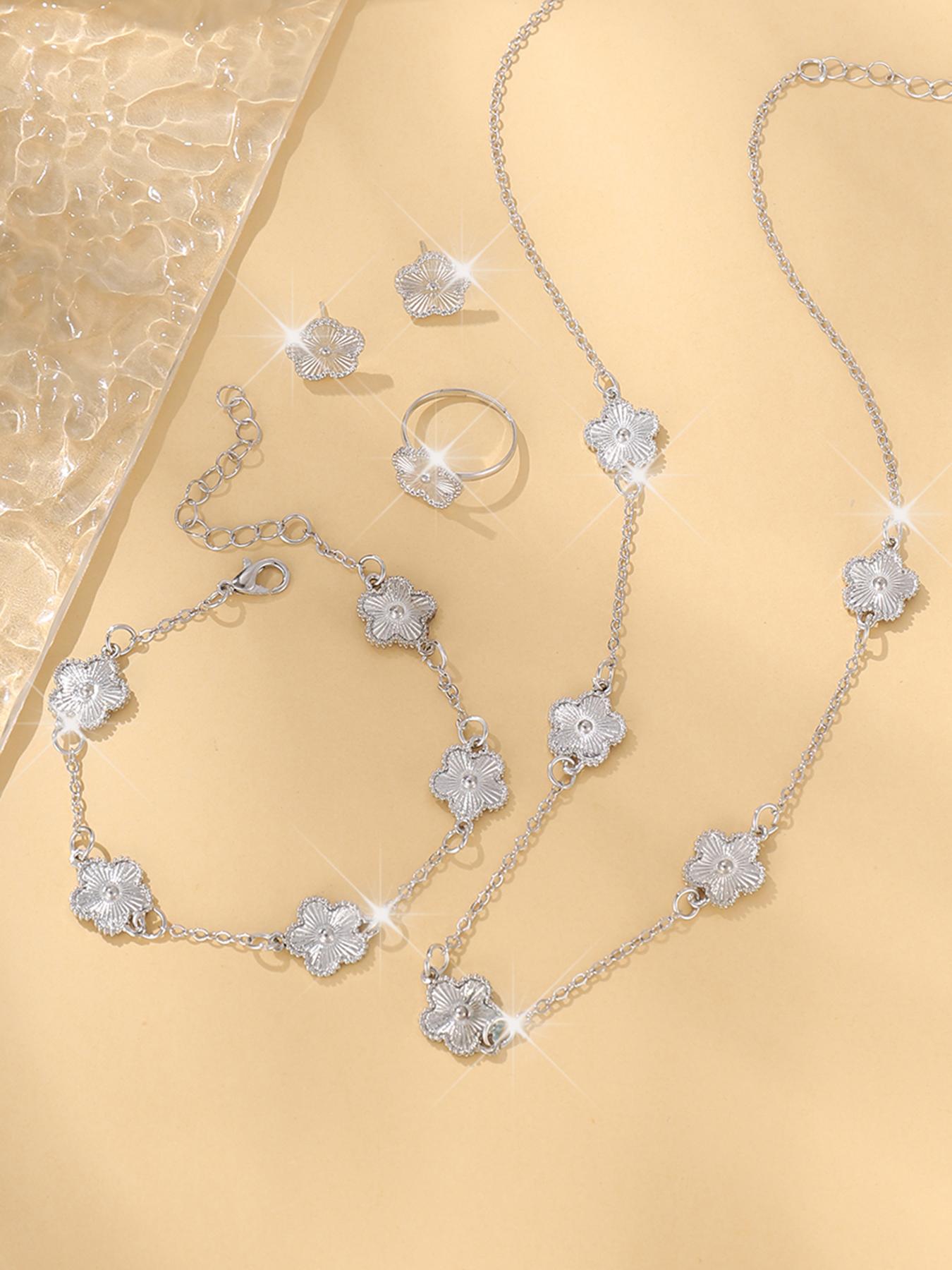 5 Piece Set Fashionable Elegant Rhinestone flower Shaped Decorative Jewelry Earrings Necklaces Bracelets Ring Combinations
5 Piece Set Fashionable Elegant Rhinestone flower Shaped Decorative Jewelry Earrings Necklaces Bracelets Ring Combinations