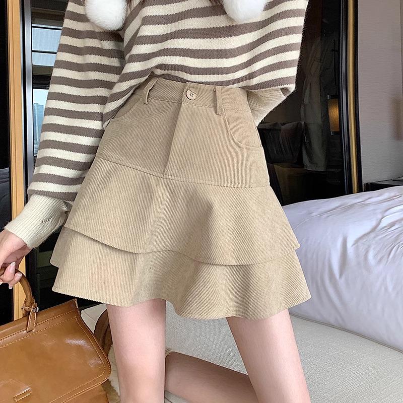 Autumn/Winter 2024 Irregular Corduroy Midi Skirt: Ruffle, Age-Reducing, A-Line Design S
Autumn/Winter 2024 Irregular Corduroy Midi Skirt: Ruffle, Age-Reducing, A-Line Design S