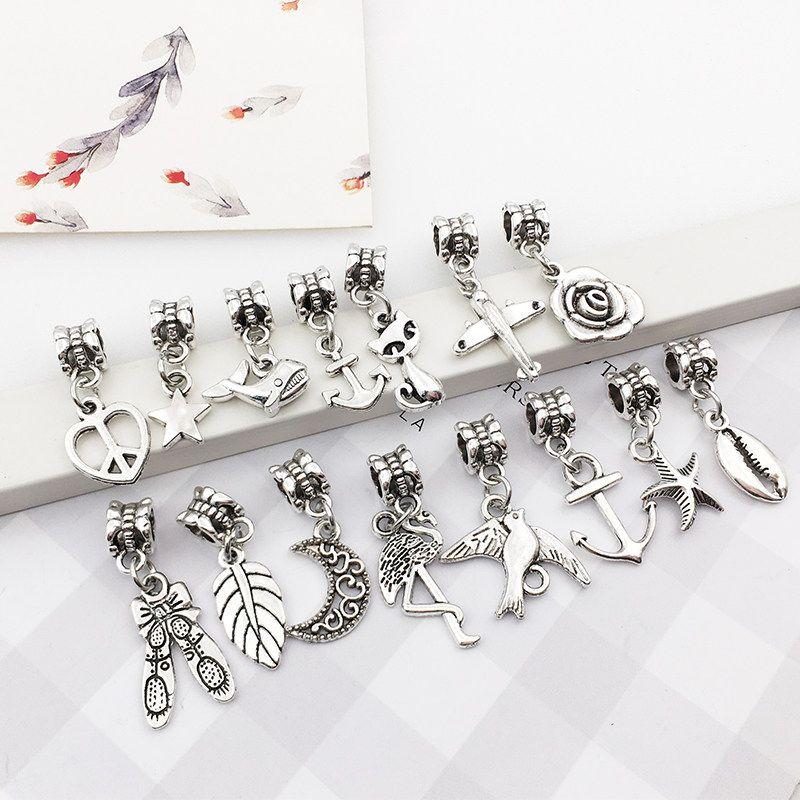 DIY Pendant Bracelet Bracelet Spacer Beads Accessories Lucky Beads Large Hole Ornament Accessories European and American Personalized Original 5 Mix 15 Pendants-Hk432
DIY Pendant Bracelet Bracelet Spacer Beads Accessories Lucky Beads Large Hole Ornament Accessories European and American Personalized Original 5 Mix 15 Pendants-Hk432
