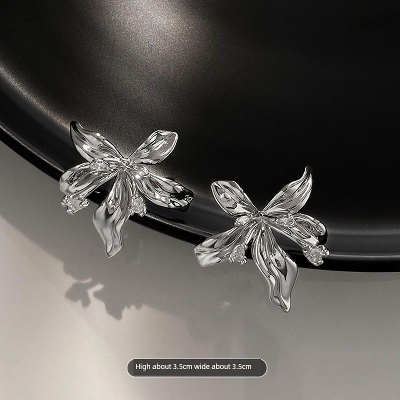 Серьги-пусеты с цирконом в холодном стиле для женщин, дизайн для особых интересов, цветы Flower Zircon Earrings ~
Серьги-пусеты с цирконом в холодном стиле для женщин, дизайн для особых интересов, цветы Flower Zircon Earrings ~