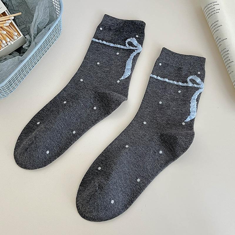 Женские осенне-зимние полосатые флокированные милые мультяшные хлопковые носки-трубы с животными 1 pair
Женские осенне-зимние полосатые флокированные милые мультяшные хлопковые носки-трубы с животными 1 pair