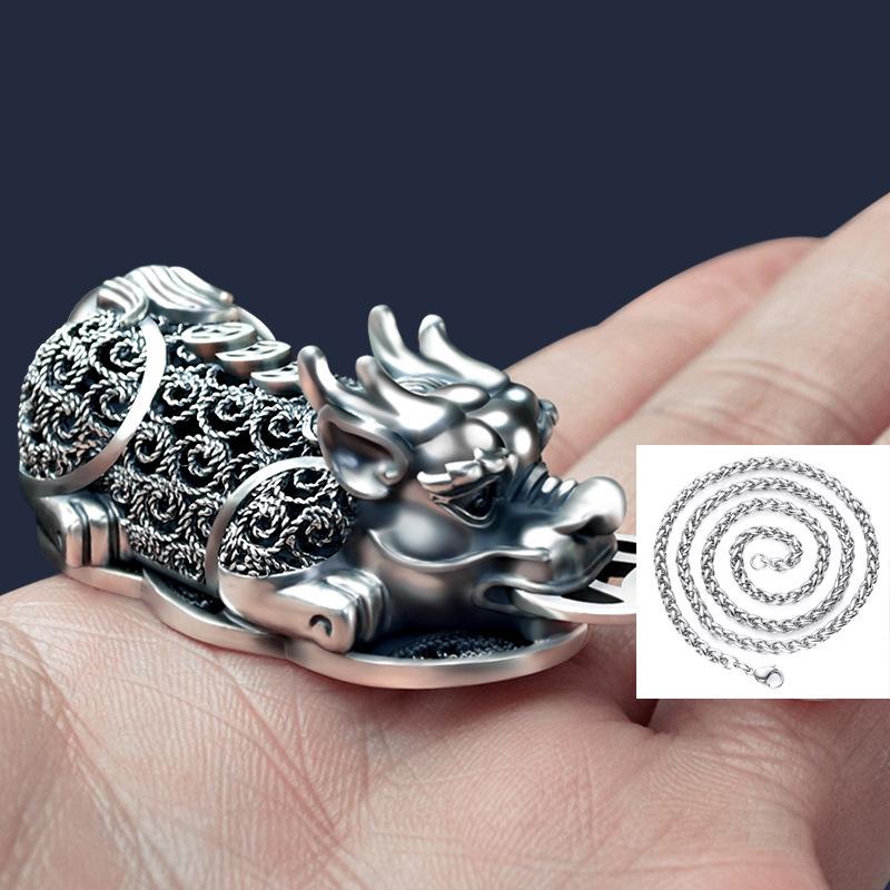 999 sterling silver car keychain pendant men s and women s personalized creative high-end key ring silver car hanging silver jewelry
999 sterling silver car keychain pendant men s and women s personalized creative high-end key ring silver car hanging silver jewelry