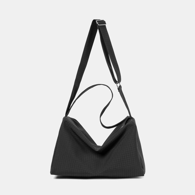 Tool bag2026New Oxford Cloth Crossbody Bag for Women, VersatileinsLarge-capacity sports shoulder bag, trendy fabric bag чёрный
Tool bag2026New Oxford Cloth Crossbody Bag for Women, VersatileinsLarge-capacity sports shoulder bag, trendy fabric bag чёрный