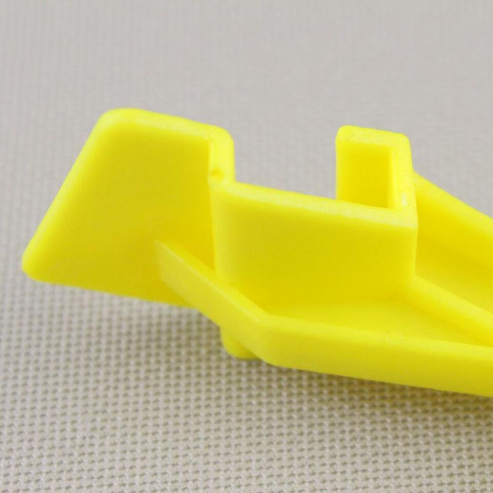 New Car Hood Bonnet Stay Clip 8A6Z16828A 8A6116828AB For Ford Fiesta B-Max Transit
New Car Hood Bonnet Stay Clip 8A6Z16828A 8A6116828AB For Ford Fiesta B-Max Transit