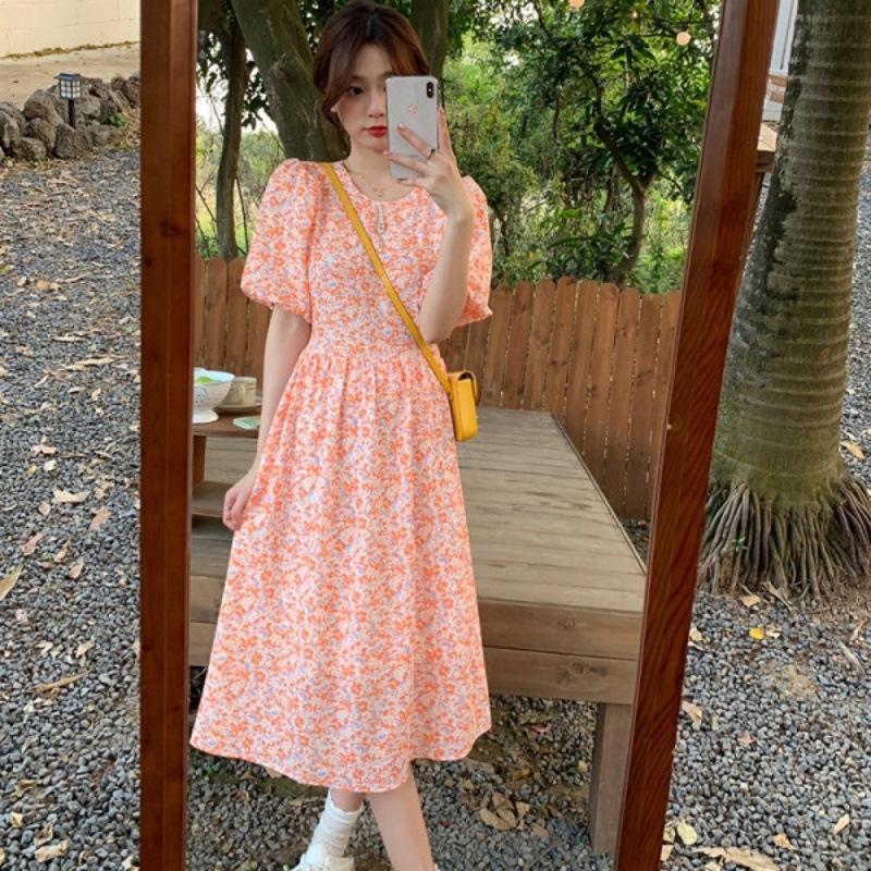 French retro fresh summer new bead neck orange floral dress lady bubble sleeve short sleeve skirt 3XL помаранчевий
French retro fresh summer new bead neck orange floral dress lady bubble sleeve short sleeve skirt 3XL помаранчевий