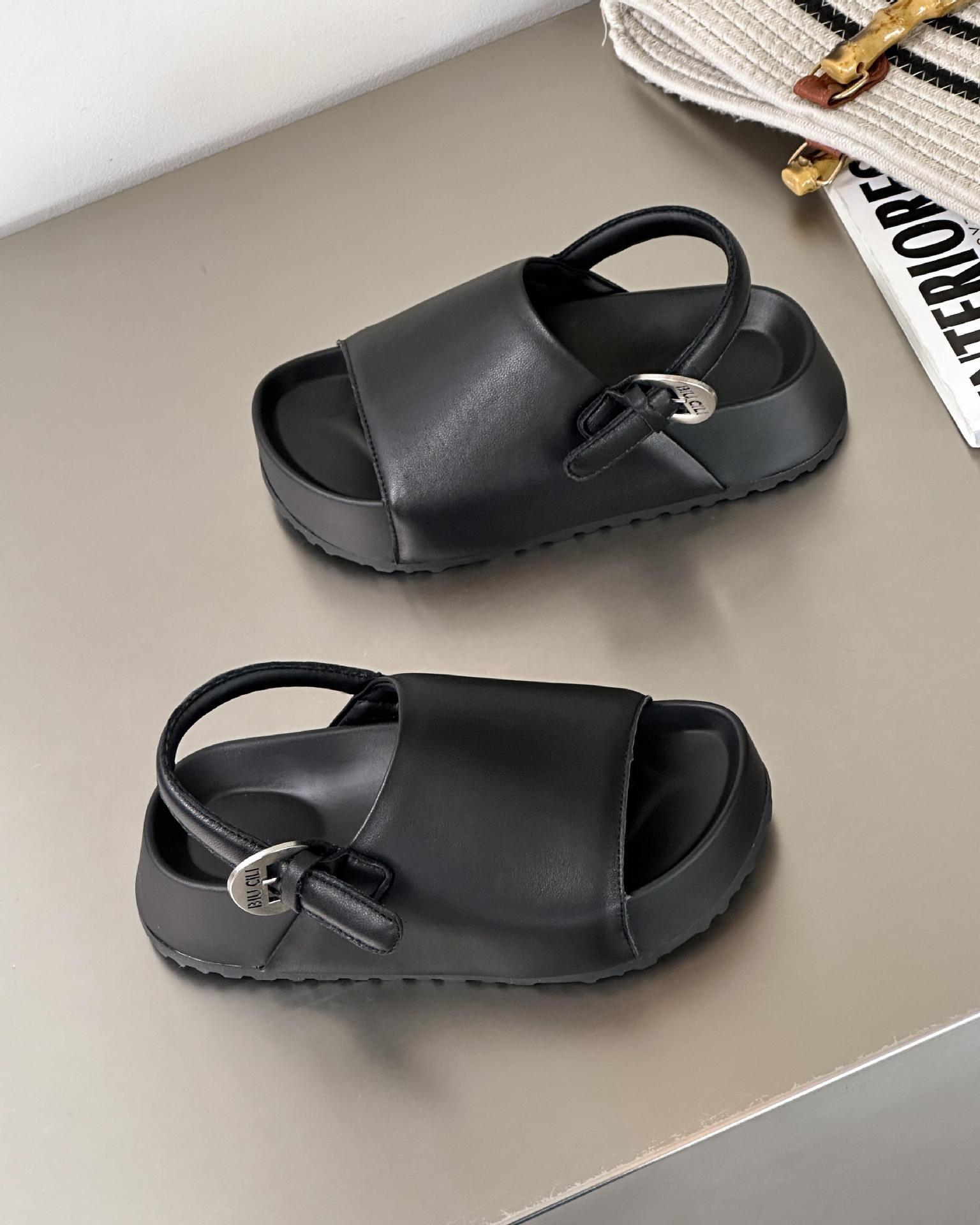 New niche simple versatile metal buckle sandals summer casual lightweight sandals 40 чорний
New niche simple versatile metal buckle sandals summer casual lightweight sandals 40 чорний