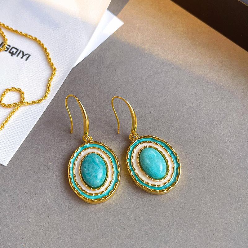 Элегантные серьги и ожерелье из амазонита в винтажном дворцовом стиле RF347 золотой
Элегантные серьги и ожерелье из амазонита в винтажном дворцовом стиле RF347 золотой