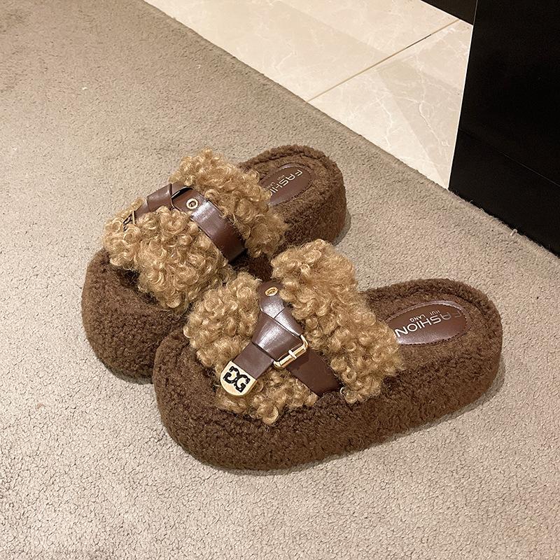 Пушистые тапочки на толстой подошве для женской верхней одежды 2025 осень новая модная пряжка на ремне ленивые повседневные плюшевые кудрявые тапочки 37 коричневый
Пушистые тапочки на толстой подошве для женской верхней одежды 2025 осень новая модная пряжка на ремне ленивые повседневные плюшевые кудрявые тапочки 37 коричневый
