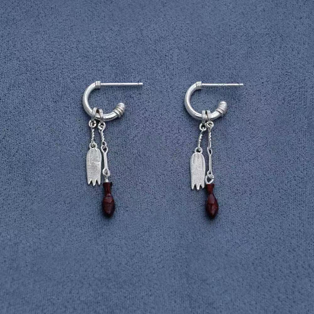 Exquisite High-End Rainbow Stone Fish Tassel Earrings: Original Design, Autumn/Winter Silver Hoop
Exquisite High-End Rainbow Stone Fish Tassel Earrings: Original Design, Autumn/Winter Silver Hoop