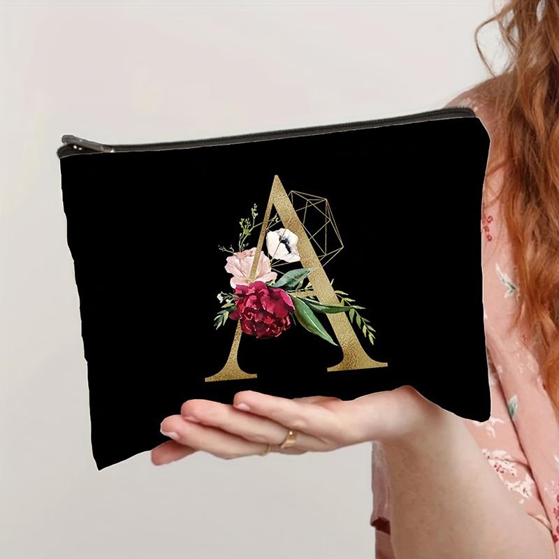 1pc Simple Black Flower & Letter Pattern Makeup Bag with Zipper Clutch Makeup Bag, Travel Lightweight Cosmetic Storage Bag for Women Girls Xmas Gifts
1pc Simple Black Flower & Letter Pattern Makeup Bag with Zipper Clutch Makeup Bag, Travel Lightweight Cosmetic Storage Bag for Women Girls Xmas Gifts