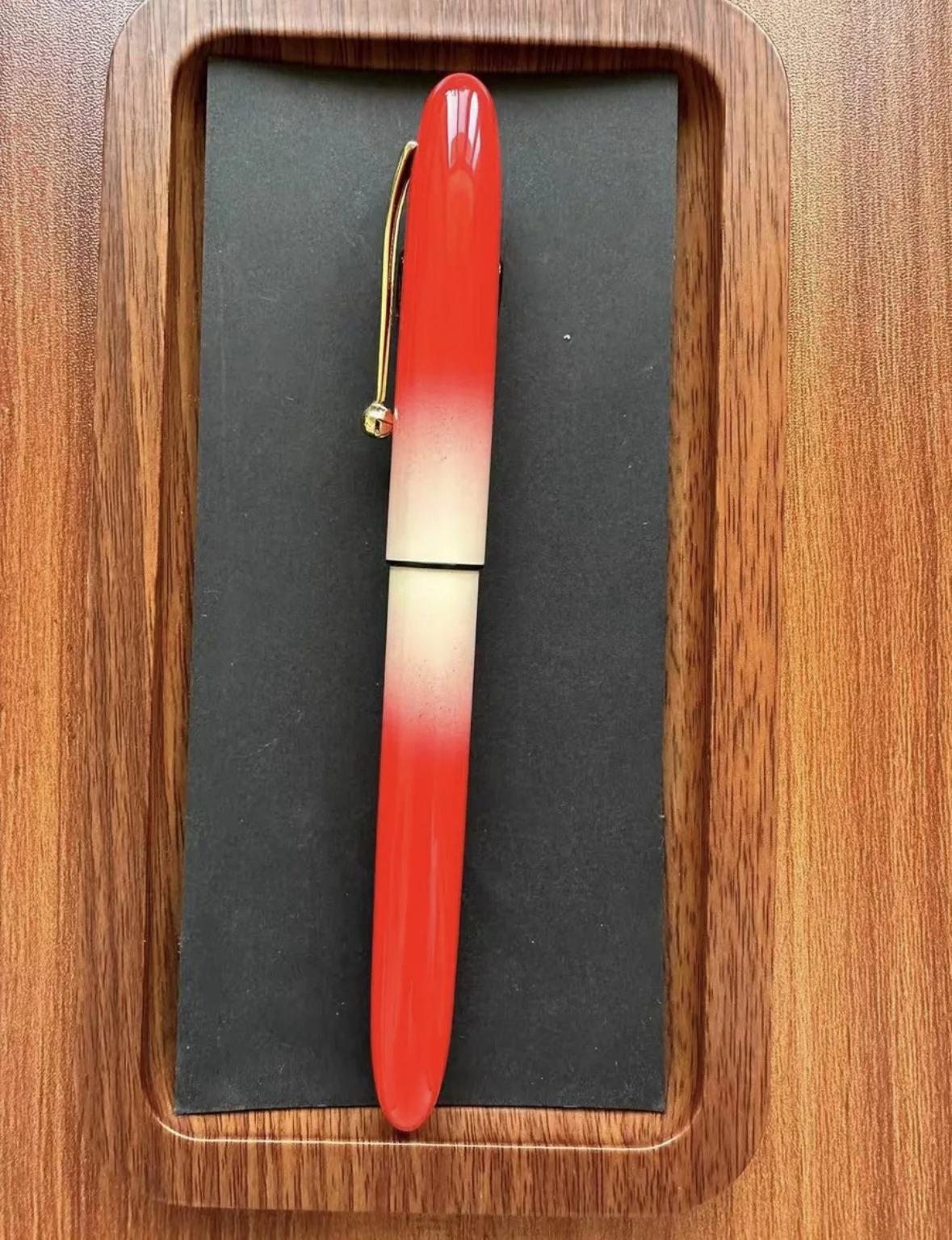 No Nib Set Red White Gradient Lacquer Craft Brass Fountain Pen Only Penholder For Pilot 74/742/743 Sailor 14K/21K Platinum 3776 For Pilot 743
No Nib Set Red White Gradient Lacquer Craft Brass Fountain Pen Only Penholder For Pilot 74/742/743 Sailor 14K/21K Platinum 3776 For Pilot 743