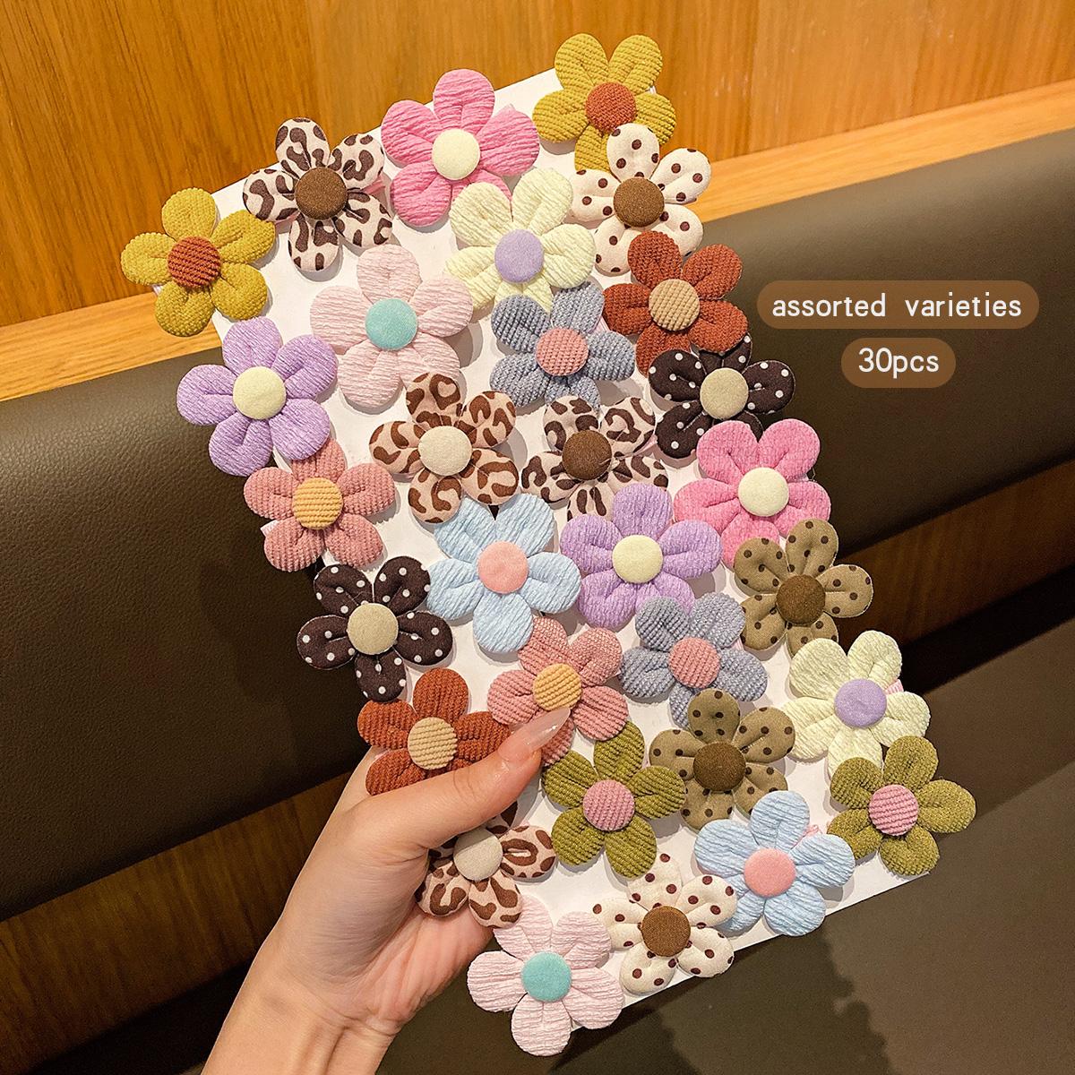 30 Sweet Wind Colored Random Hair Clips and Headflowers Suitable for Daily Use as Hair Accessories
30 Sweet Wind Colored Random Hair Clips and Headflowers Suitable for Daily Use as Hair Accessories