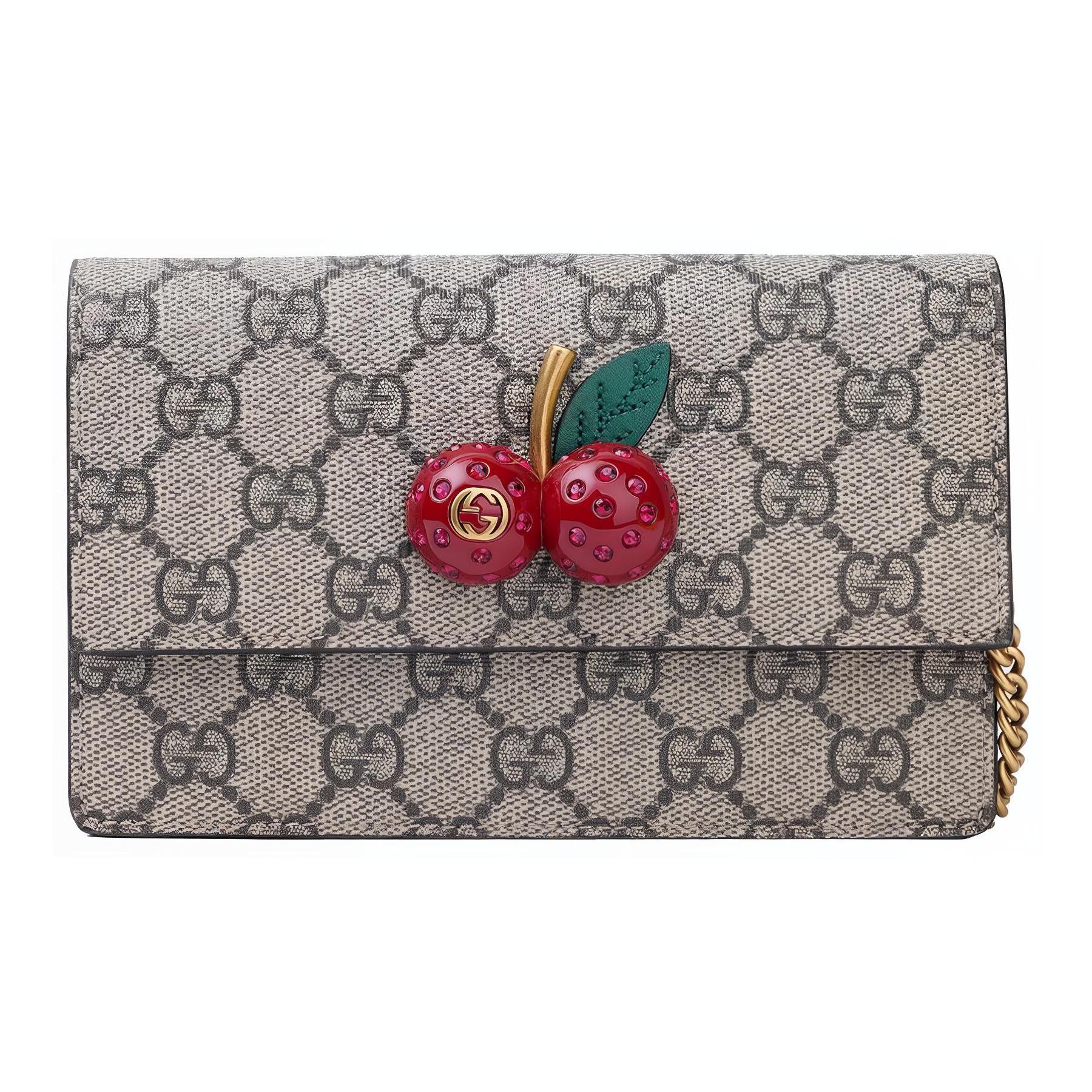 Gucci Three-Dimensional Cherry Decoration Old Flower Logo Canvas Patchwork Leather Canvas Bag Chain Bag Messenger Bag Mini Female Basic+Dust Bag
Gucci Three-Dimensional Cherry Decoration Old Flower Logo Canvas Patchwork Leather Canvas Bag Chain Bag Messenger Bag Mini Female Basic+Dust Bag