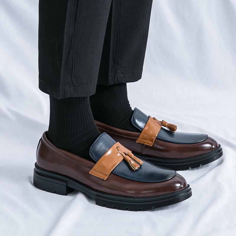Large size new casual leather shoes fashion business dress leather shoes men s wedding shoes foot cover tassel small leather shoes 38 
Large size new casual leather shoes fashion business dress leather shoes men s wedding shoes foot cover tassel small leather shoes 38