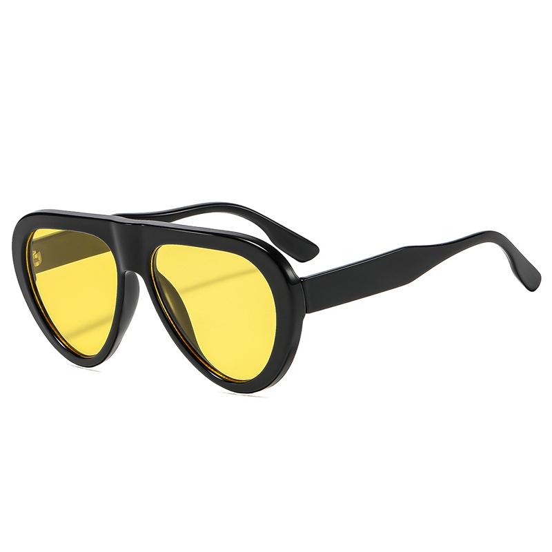 SO&EI Retro Pilot Women Gradient Sunglasses Shades UV400 As the picture
SO&EI Retro Pilot Women Gradient Sunglasses Shades UV400 As the picture