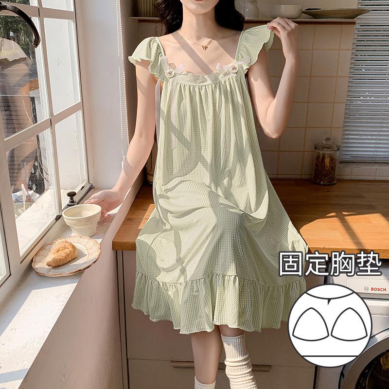 Summer new nightgown women s ice cotton small flying sleeves thin sweet wind pajamas with chest pads can be worn outside loungewear L
Summer new nightgown women s ice cotton small flying sleeves thin sweet wind pajamas with chest pads can be worn outside loungewear L