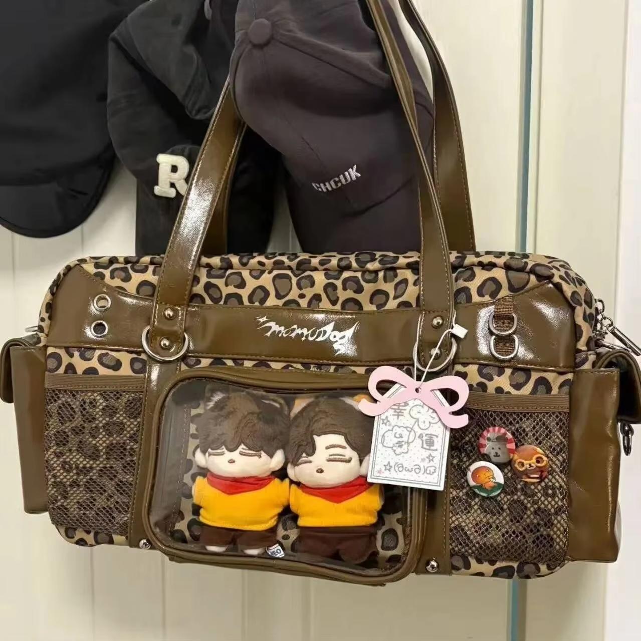 New Y2k Leopard Ita Shoulder Bag Lolita Girls Transparent Tote Bag Womens Large Capacity Crossbody Bag Cute DIY Display Handbags 40x26x15cm
New Y2k Leopard Ita Shoulder Bag Lolita Girls Transparent Tote Bag Womens Large Capacity Crossbody Bag Cute DIY Display Handbags 40x26x15cm