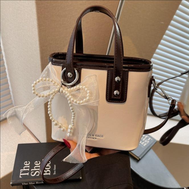 Niche Retro Stitching Hand-Held Bucket Bag, Women S Trendy Shoulder Bag, Foreign Style, Simple Crossbody Bag синий
Niche Retro Stitching Hand-Held Bucket Bag, Women S Trendy Shoulder Bag, Foreign Style, Simple Crossbody Bag синий