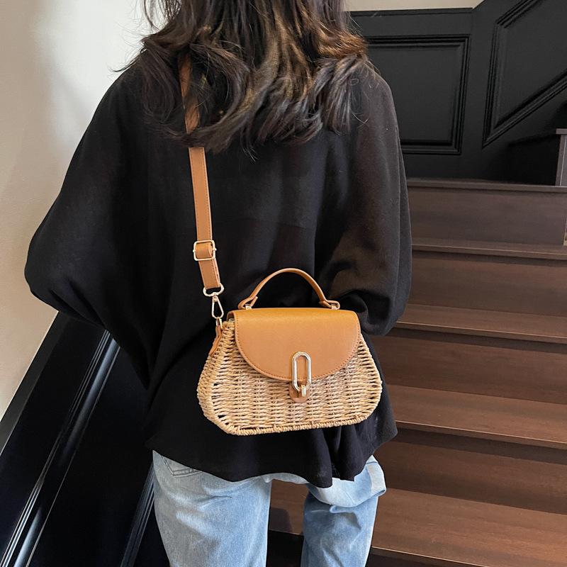 Женская модная контрастная сумка через плечо, повседневная пляжная сумка-кроссбоди для отдыха на море
Женская модная контрастная сумка через плечо, повседневная пляжная сумка-кроссбоди для отдыха на море