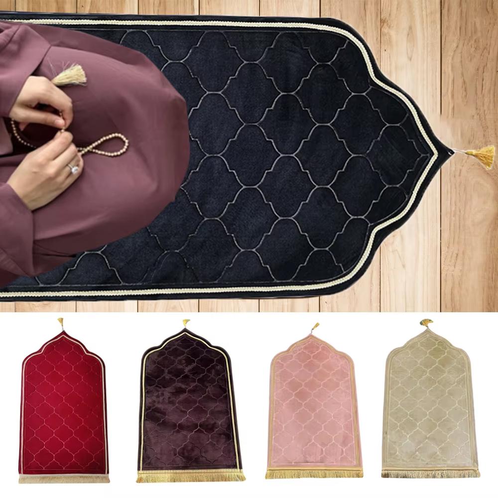 Soft Worship Kneel Travel Prayer Rug Non-slip Prayer Mat Flannel Carpet For Muslim Ramadan Embossing Floor Carpets Portable 65x115cm
Soft Worship Kneel Travel Prayer Rug Non-slip Prayer Mat Flannel Carpet For Muslim Ramadan Embossing Floor Carpets Portable 65x115cm