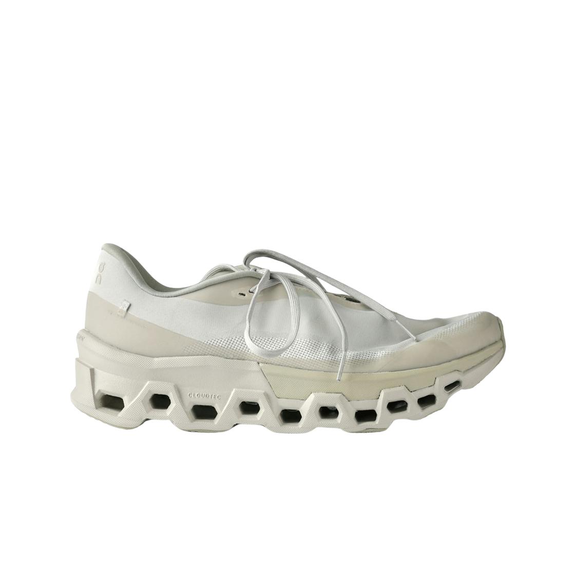 On Running X Post Archive Faction (paf) Cloudmonster 2 Moondust Chalk 305
On Running X Post Archive Faction (paf) Cloudmonster 2 Moondust Chalk 305