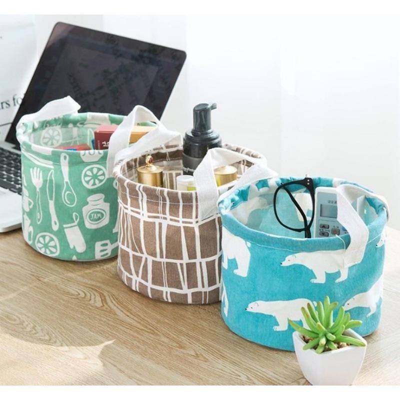 Household Fashion Cartoon Circular Cotton Linen Desktop Storage Box Sundry Storage Stationery Cosmetics Storage Basket Container An ostrich white
Household Fashion Cartoon Circular Cotton Linen Desktop Storage Box Sundry Storage Stationery Cosmetics Storage Basket Container An ostrich white